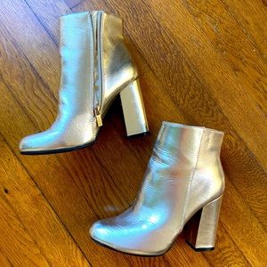 Gold Bamboo go-go boots size 7